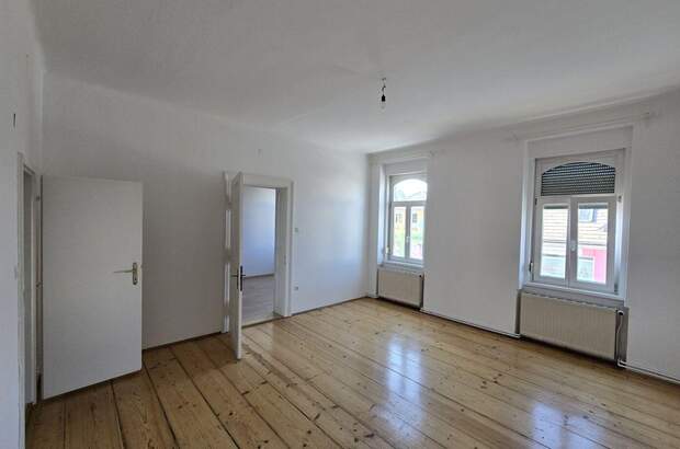 Altbauwohnung mit Balkon kaufen in 8042 Graz (Bild 1)