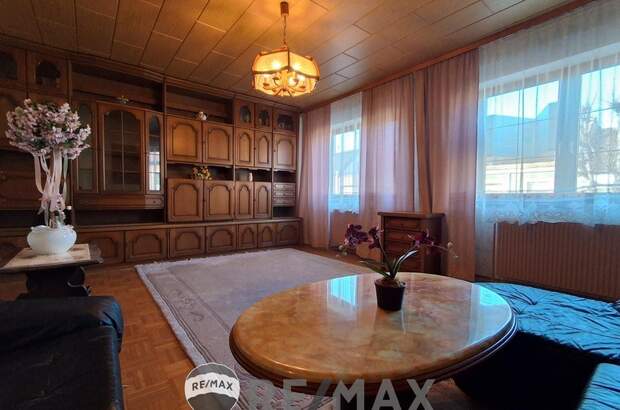 Mehrfamilienhaus kaufen in 2440 Moosbrunn (Bild 1)