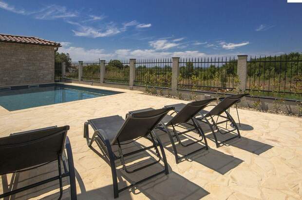 Haus kaufen in 52440 Porec (Bild 5)