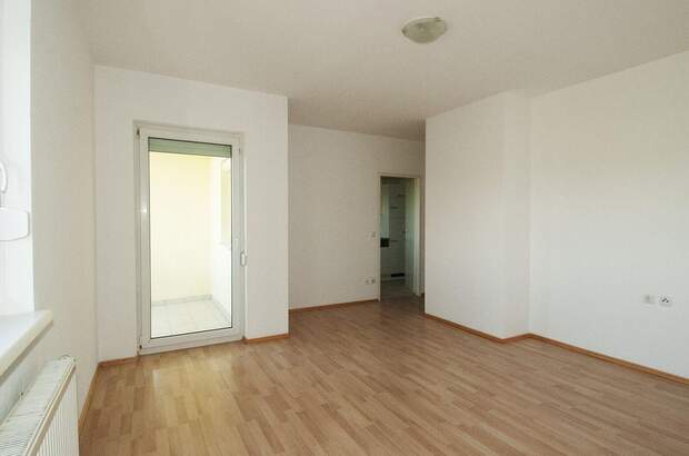 Wohnung mit Balkon mieten in 4910 Ried (Bild 2)