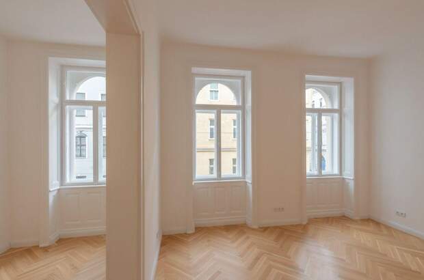 Altbauwohnung mit Balkon kaufen in 1050 Wien (Bild 1)