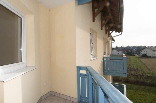 Wohnung mit Balkon mieten in 4910 Ried (Bild 2)