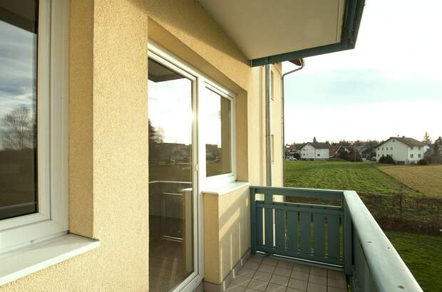 Wohnung mit Balkon mieten in 4910 Ried (Bild 2)