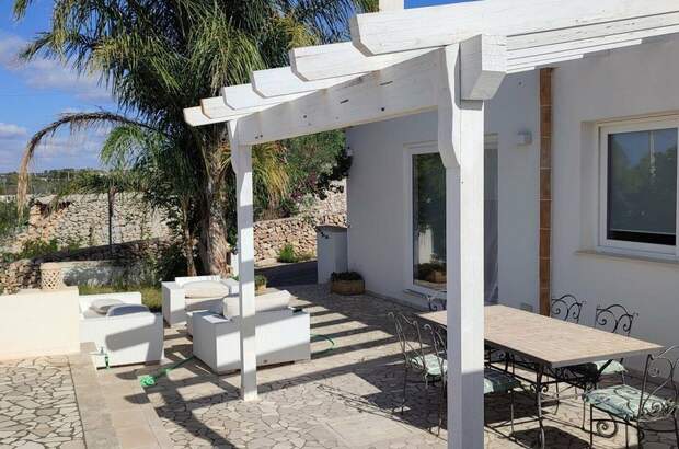 Haus mit Garten kaufen in 73040 Santa Maria di Leuca (Bild 1)