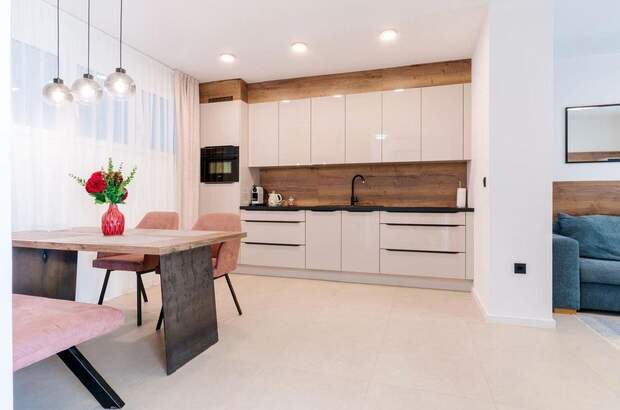 Wohnung mit Balkon kaufen in 23000 Zadar (Bild 2)