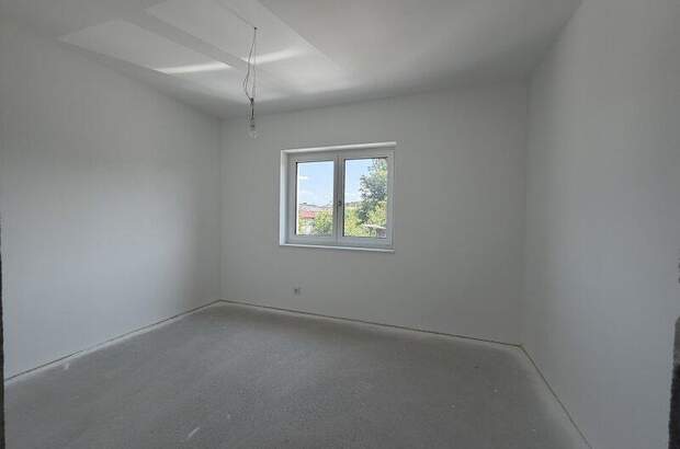 Terrassenwohnung kaufen in 4663 Laakirchen (Bild 2)