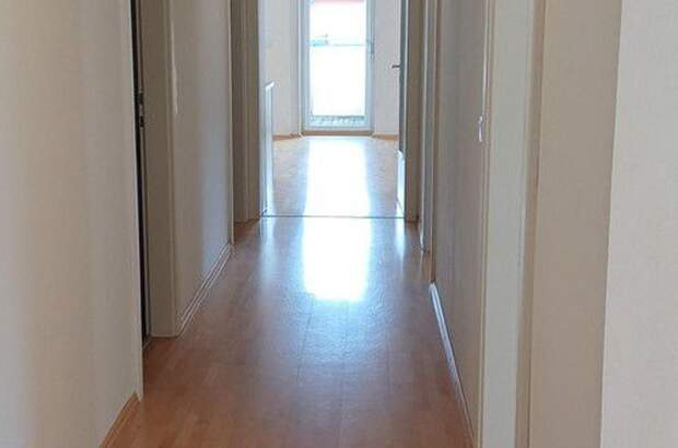 Wohnung mit Balkon kaufen in 2340 Mödling (Bild 2)