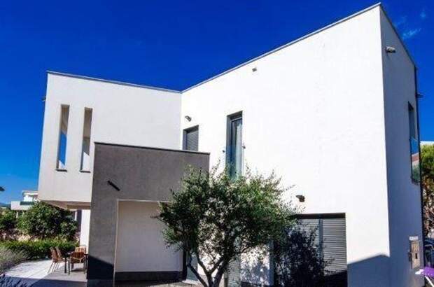 Haus mit Garten kaufen in 23250 Košljun (Bild 3)