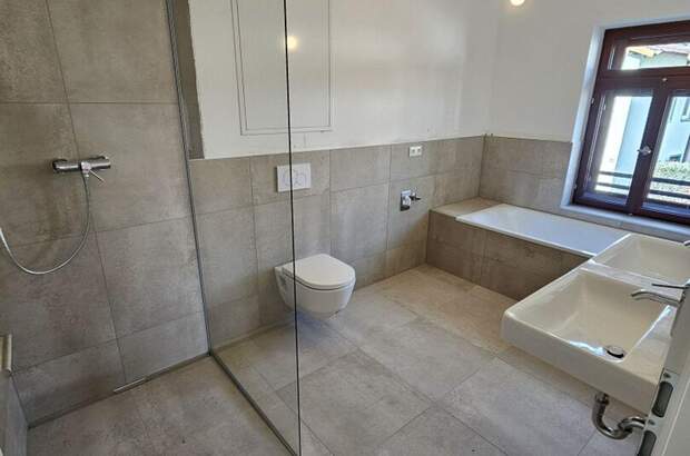 Wohnung mit Balkon kaufen in 83395 Freilassing (Bild 4)