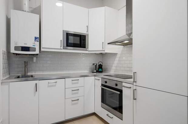 Altbauwohnung kaufen in 1060 Wien (Bild 2)