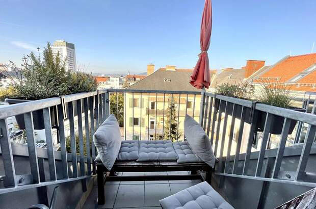 Altbauwohnung mit Balkon kaufen in 8010 Graz (Bild 2)