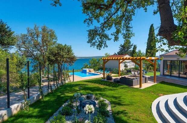 Haus mit Garten kaufen in 23242 Posedarje (Bild 3)