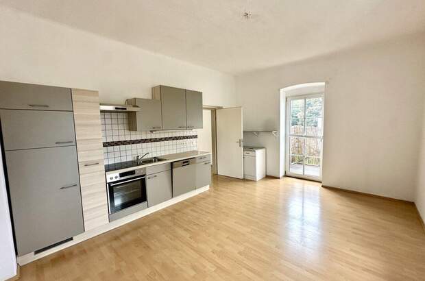 Altbauwohnung mit Balkon mieten in 8753 Fohnsdorf (Bild 1)