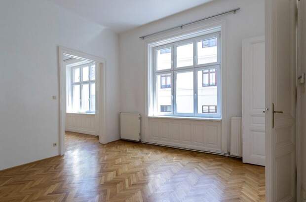 Altbauwohnung mit Balkon kaufen in 1060 Wien (Bild 3)