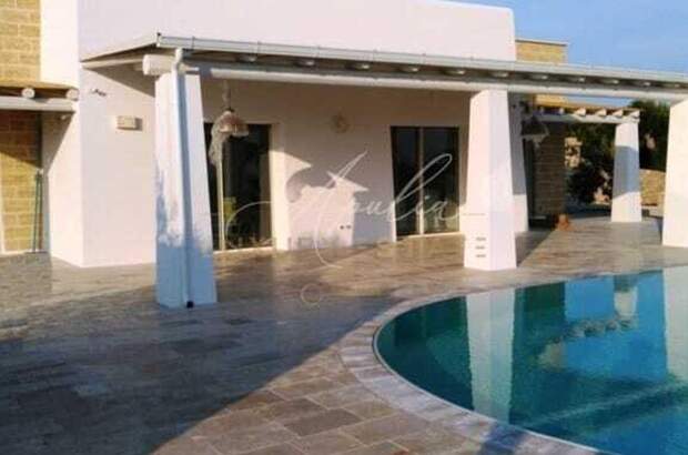 Haus mit Garten kaufen in 73040 Marina di Felloniche (Bild 2)