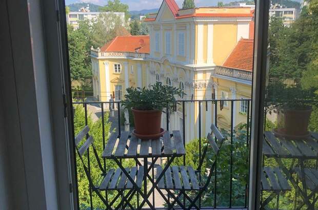 Altbauwohnung mit Balkon mieten in 8010 Graz (Bild 2)