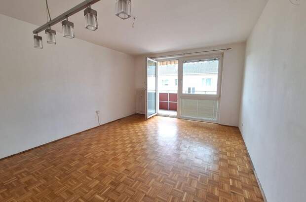 Wohnung mit Balkon kaufen in 2700 Wiener Neustadt (Bild 2)