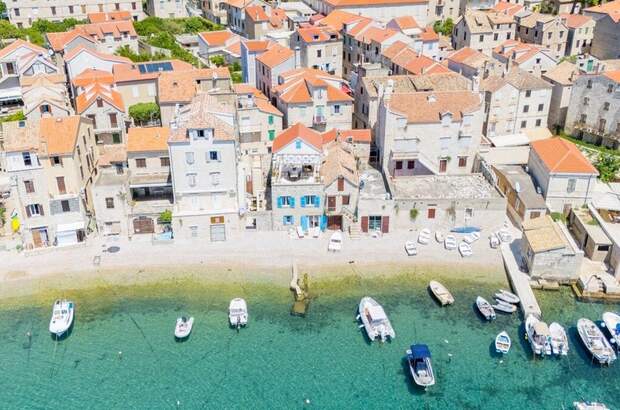 Haus kaufen in 21485 Komiža (Bild 1)