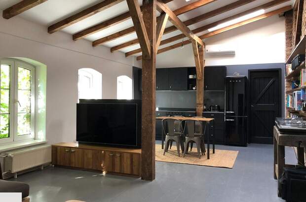 Altbauwohnung kaufen in 10967 Berlin (Bild 1)