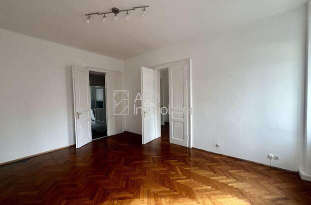 Altbauwohnung mit Balkon mieten in 8020 Graz (Bild 4)