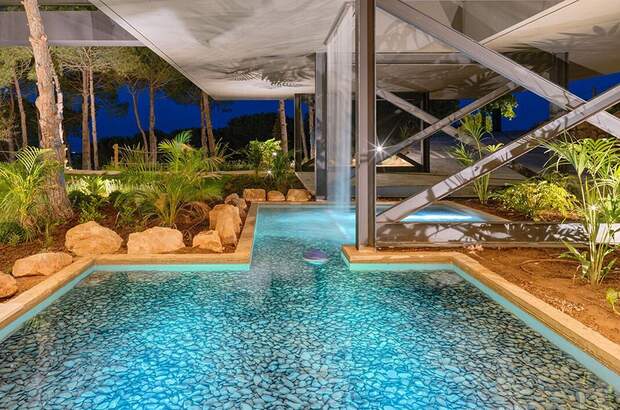 Haus mit Garten kaufen in 11310 Sotogrande (Bild 2)