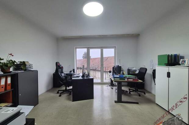 Mehrfamilienhaus kaufen in 2304 Orth (Bild 2)