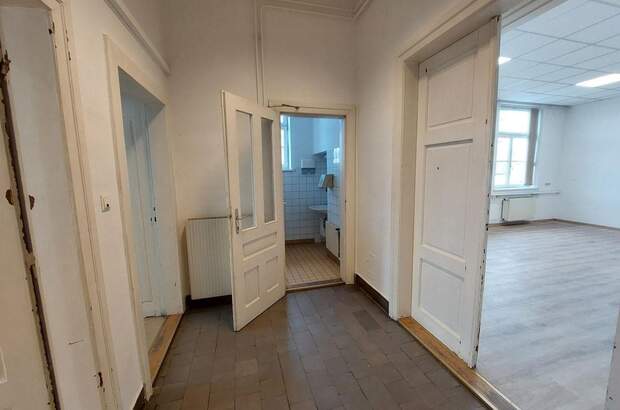 Gewerbeobjekt mieten in 1220 Wien (Bild 2)