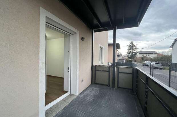 Altbauwohnung mit Balkon mieten in 8020 Graz