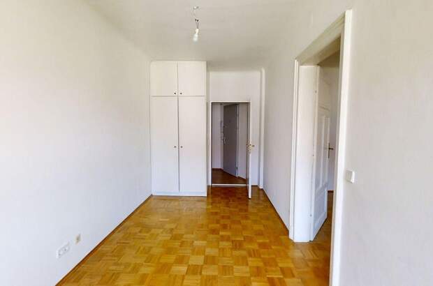 Altbauwohnung mit Balkon mieten in 8010 Graz (Bild 4)