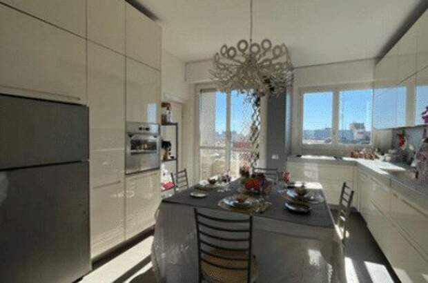 Wohnung mit Balkon kaufen in 20149 Milano (Bild 1)