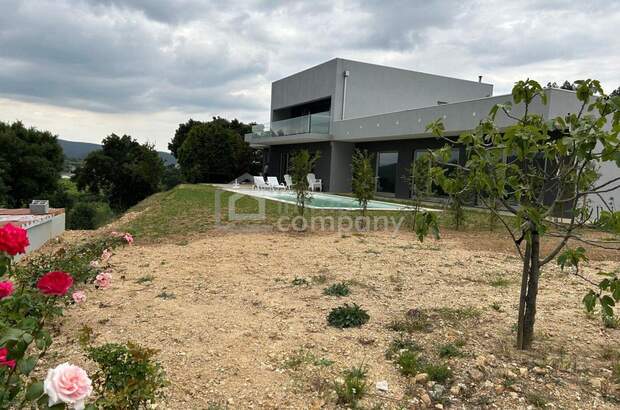 Haus kaufen in 4550 Castelo de Paiva (Bild 1)