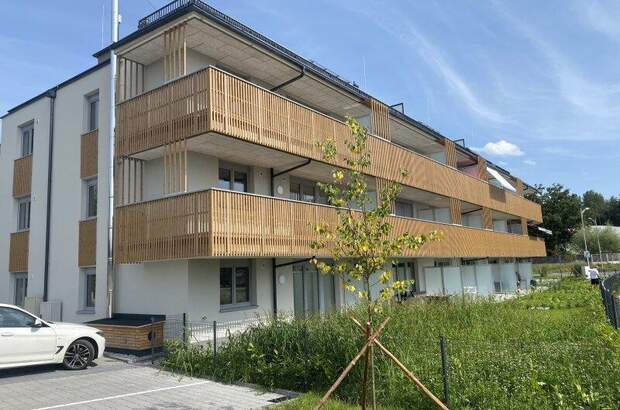 Terrassenwohnung kaufen in 5111 Bürmoos (Bild 1)