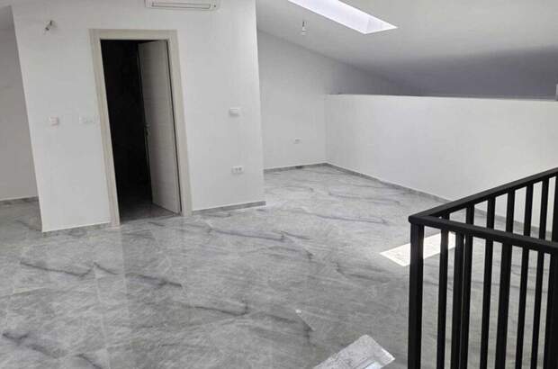 Wohnung kaufen in 52100 Pula (Bild 2)