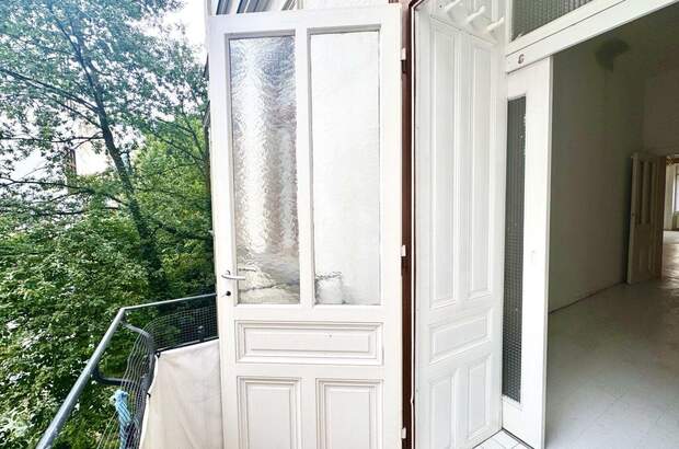 Altbauwohnung mit Balkon kaufen in 1070 Wien (Bild 4)