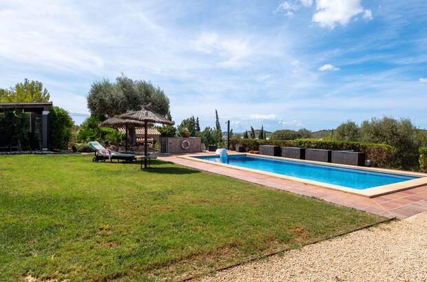 Haus kaufen in 7184 Calvià (Bild 2)