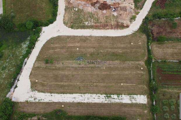 Gewerbeobjekt kaufen in 52210 Rovinj (Bild 5)