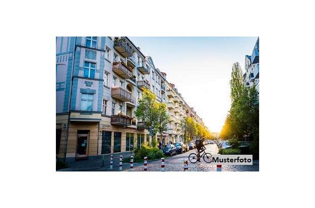 Gastronomie und Wohnung kaufen in 5760 Saalfelden (Bild 1)