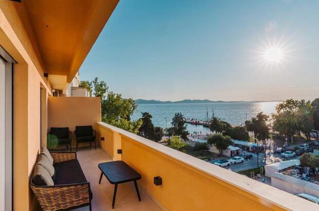 Wohnung mit Balkon kaufen in 23000 Zadar