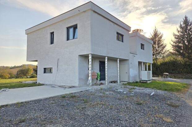 Mehrfamilienhaus kaufen in 8093 Dietersdorf (Bild 1)