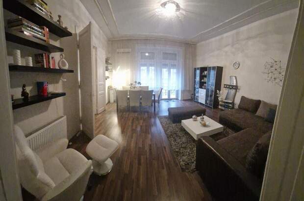 Altbauwohnung mit Balkon kaufen