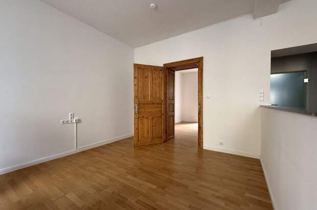 Altbauwohnung mit Balkon mieten in 8020 Graz (Bild 3)
