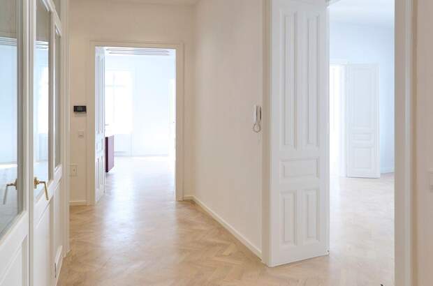 Altbauwohnung mit Balkon mieten in 1080 Wien (Bild 4)