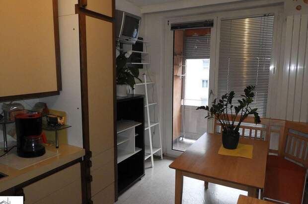 Altbauwohnung mit Balkon kaufen in 4600 Wels (Bild 2)