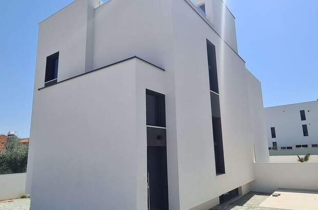 Haus mit Garten kaufen in 23232 Nin (Bild 2)