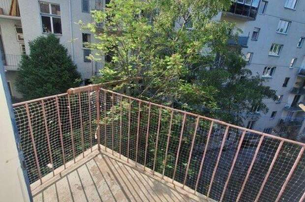 Altbauwohnung mit Balkon mieten in 8010 Graz (Bild 4)