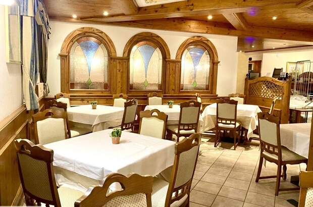 Gewerbeobjekt kaufen in 38054 San Martino di Castrozza (Bild 3)