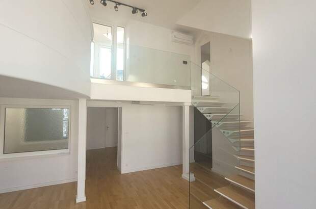 Altbauwohnung mit Balkon mieten in 1090 Wien (Bild 2)
