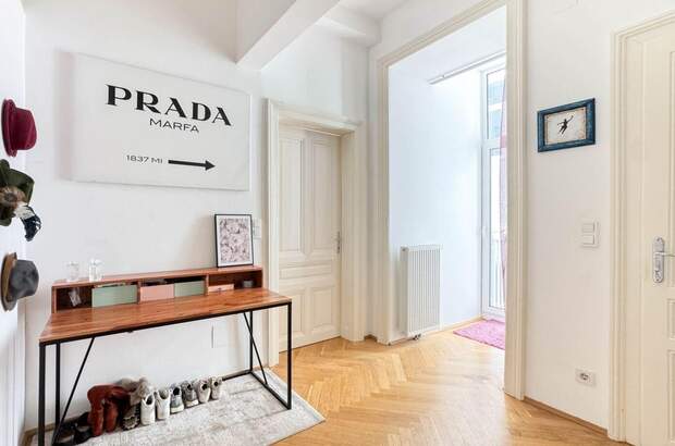 Altbauwohnung mit Balkon kaufen in 1140 Wien