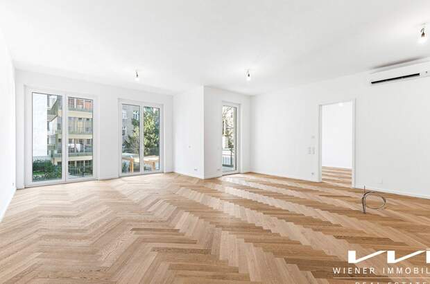 Altbauwohnung mit Balkon kaufen in 1040 Wien (Bild 1)