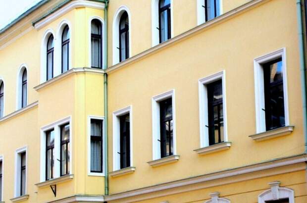 Altbauwohnung mit Balkon mieten in 9020 Klagenfurt (Bild 1)